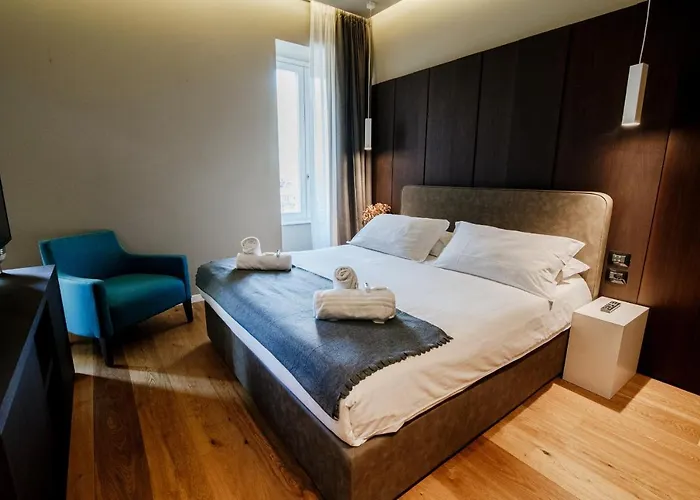 Ama 18 Suites By "The House Of Travelers" Como