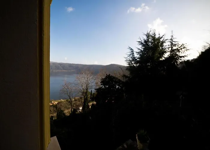 Villa Forti Castel Gandolfo