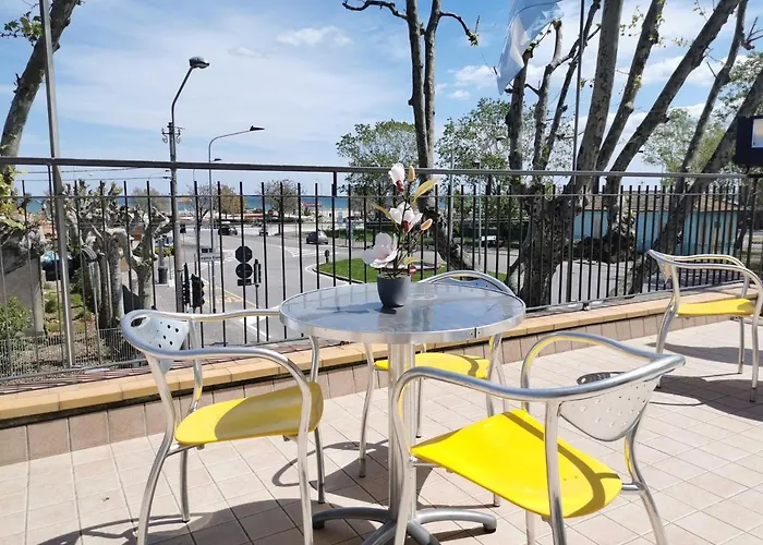 Hotel Ideale Young People Under 40 Rimini