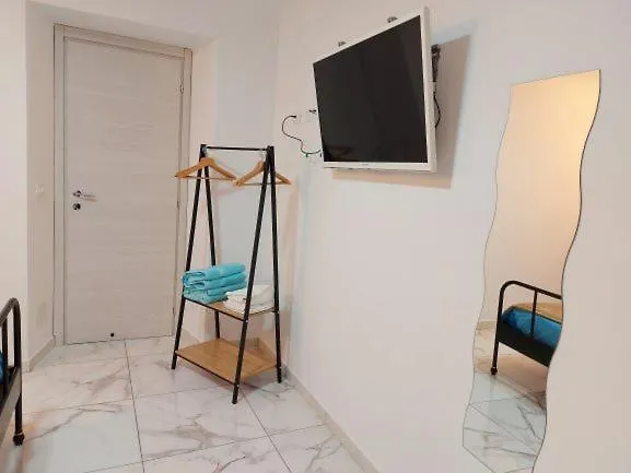 Camere ad ore 3 BAGNO PRIVATO Genova
