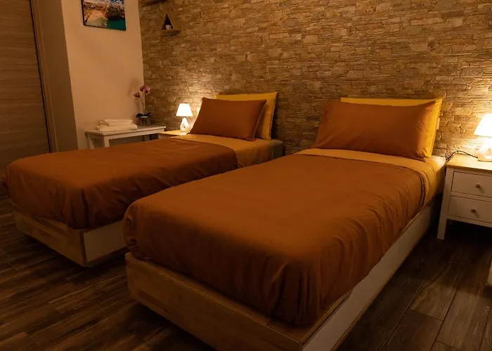 Tizzy Apartment&Rooms Bari