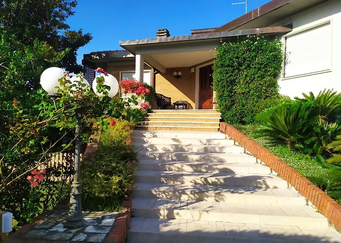 B&B Tra Mare e Marmo Marina Di Carrara