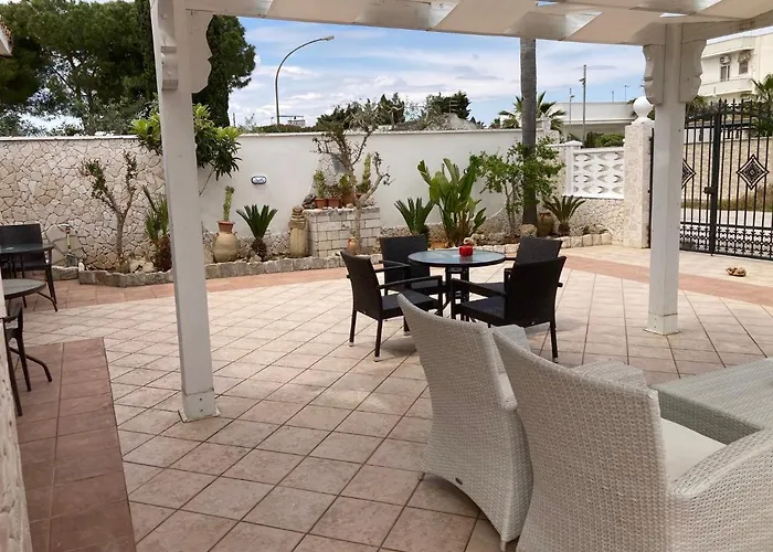 Punta Prosciutto Angel Bay B&B