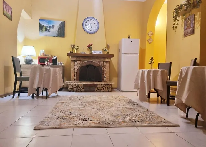 Rose Guest House Piza