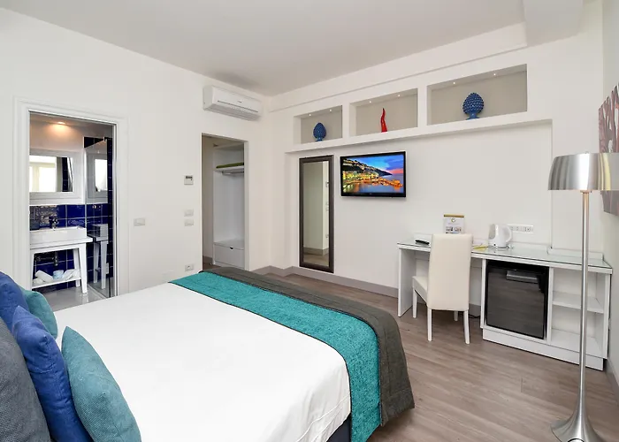 Hotel Sorrento City