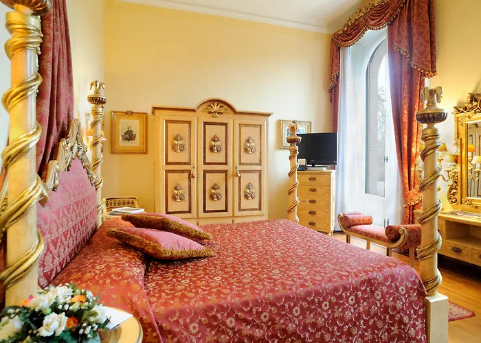 Hotels in Lido di Camaiore