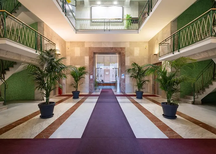 Chamur Luxury Suites & Jacuzzi In Palermo