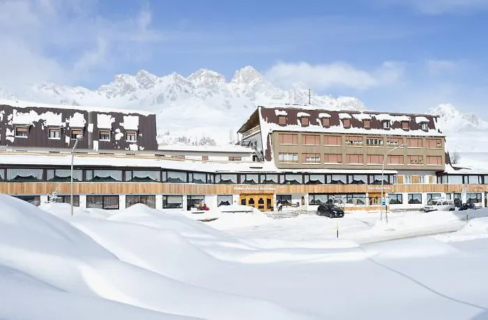 Hotel Arnika Wellness Passo San Pellegrino