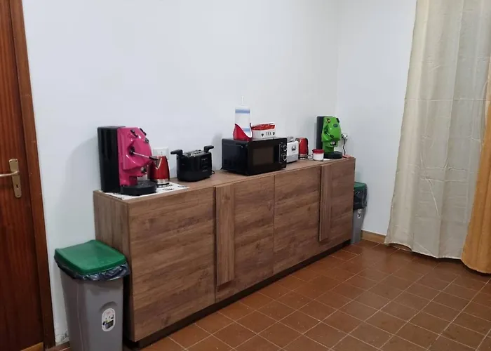 Room In Guest Room - The Rooms Of Aurora Palermo Center N001