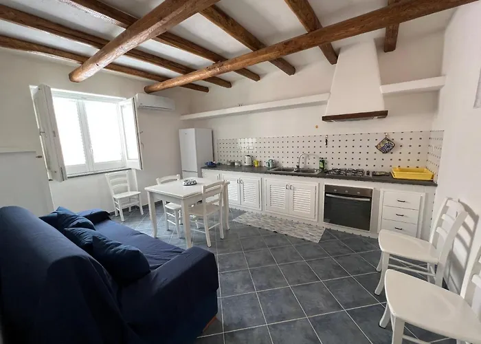 Lo Nardo Accommodation Città di Lipari