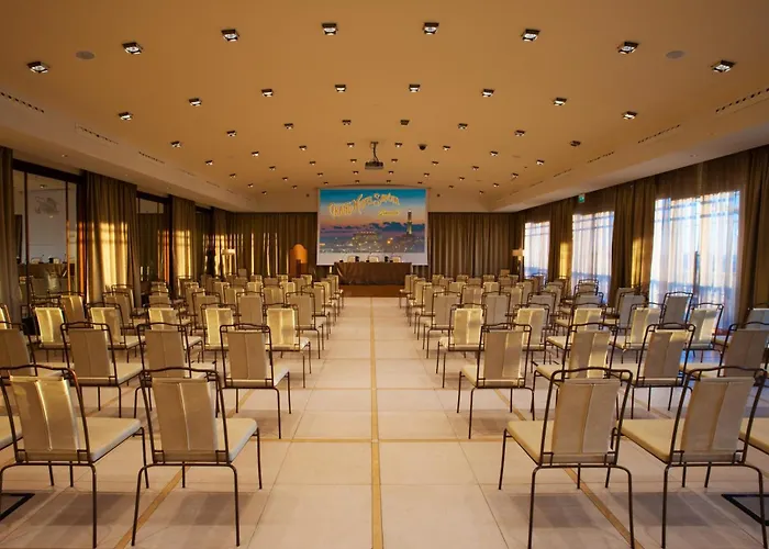 Grand Hotel Savoia Genova, Curio Collection By Hilton