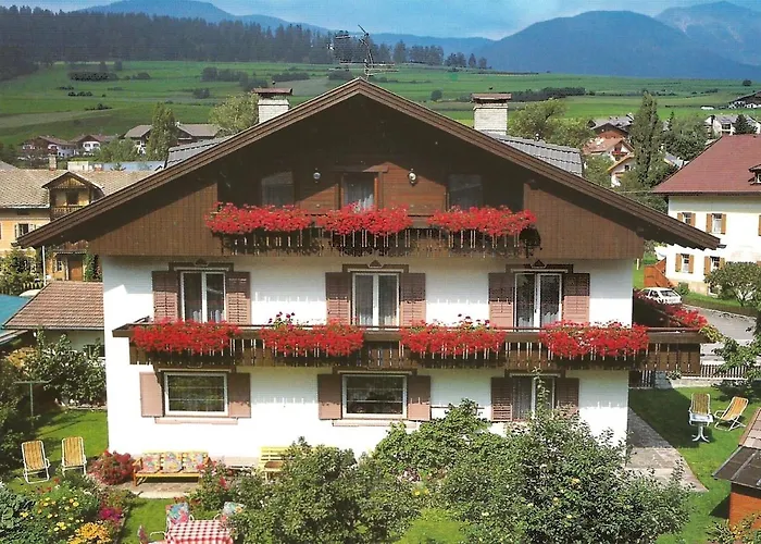 APARTMENTS Gasser Monguelfo-Tesido / Welsberg-Taisten