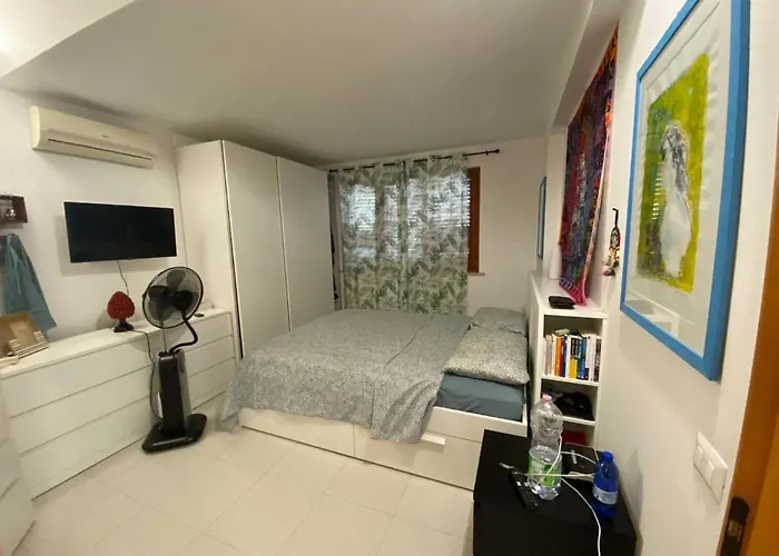 Villa Eraclea Via Zeusi D Eraclea 22 Palermo