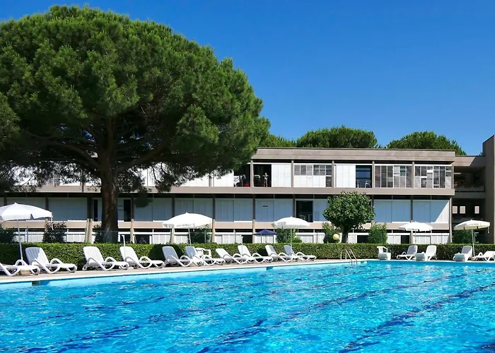 Apartment 3 Beds In Residence With Swimming-Pool Bed And Bath Linen Included Marina Di Bibbona