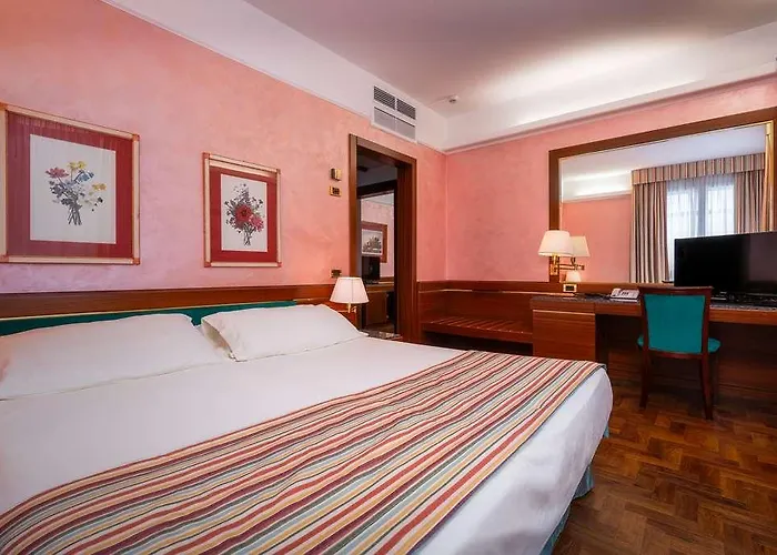 Hotel Crivis Mediolan