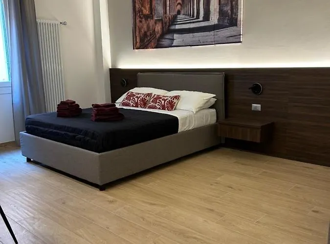 Hotel Albari House Bolonia