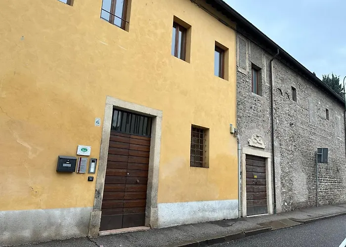 Bed and Breakfast Domus San Bernardino Werona