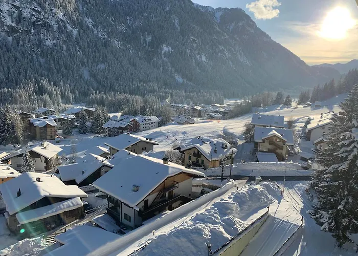 Hotel Stella Montis Campitello di Fassa