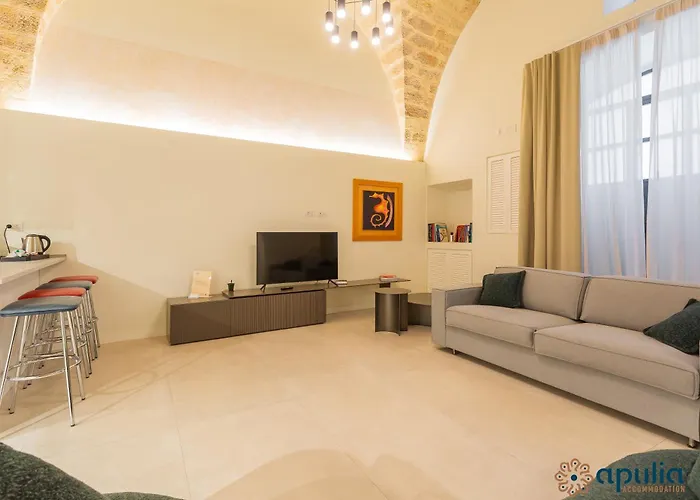 Zema Home By Apulia Accommodation Bari