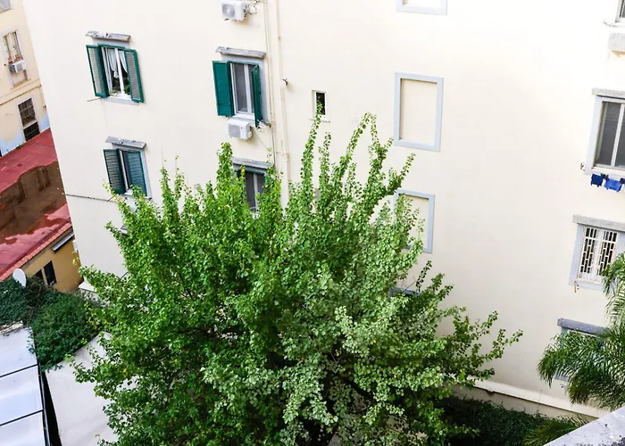 V10 Guest House - Vanvitelli 10 Neapol