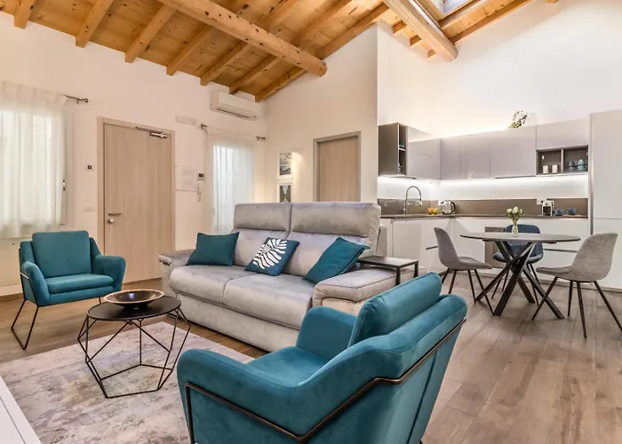 Veronetta Stunning Rooftop With Lift