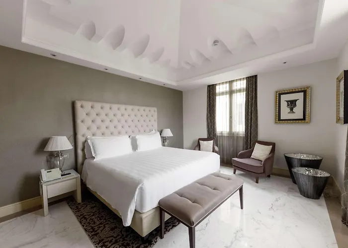 Aleph Rome Hotel, Curio Collection By Hilton