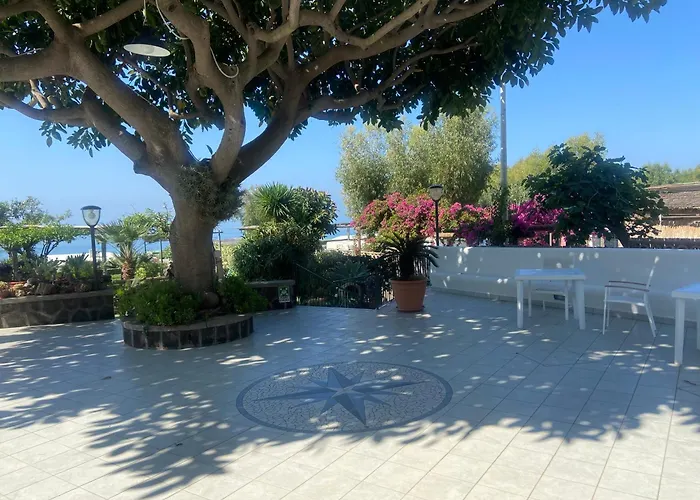 Hotel Maronti Barano dʼIschia
