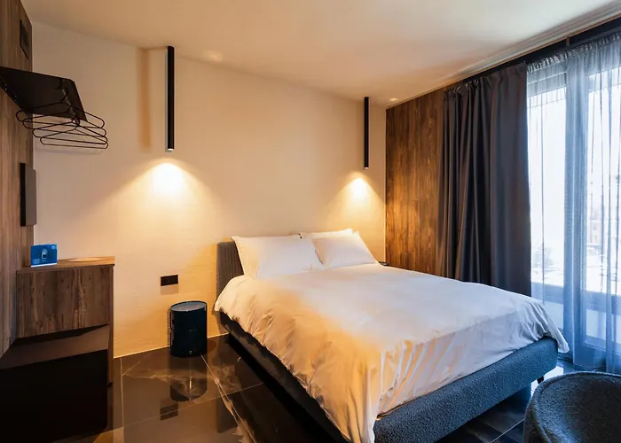 Etrus - Boutique Room & Rooftop Pontecagnano
