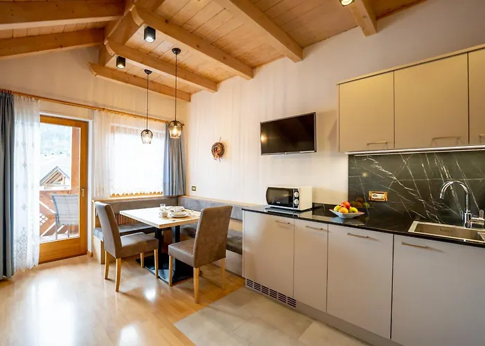 Garnì Lasteis B&B - apartments Stern