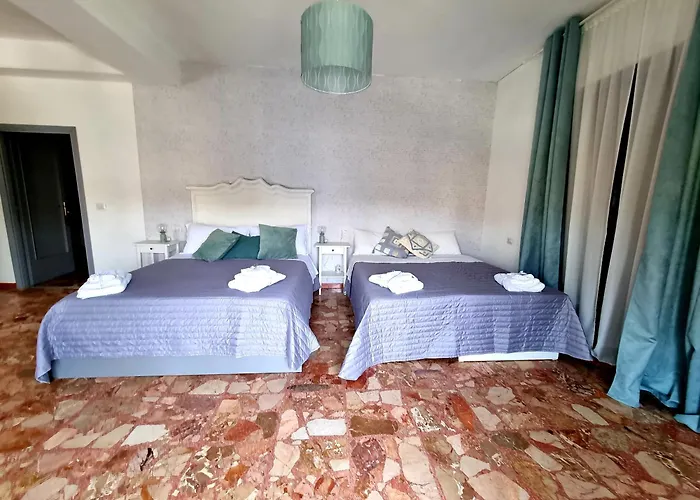 Bed and Breakfast Happy In Neapol