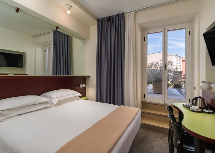 Hotel Piroscafo Desenzano del Garda