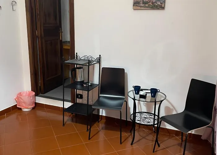 Dante Rooms Neapol