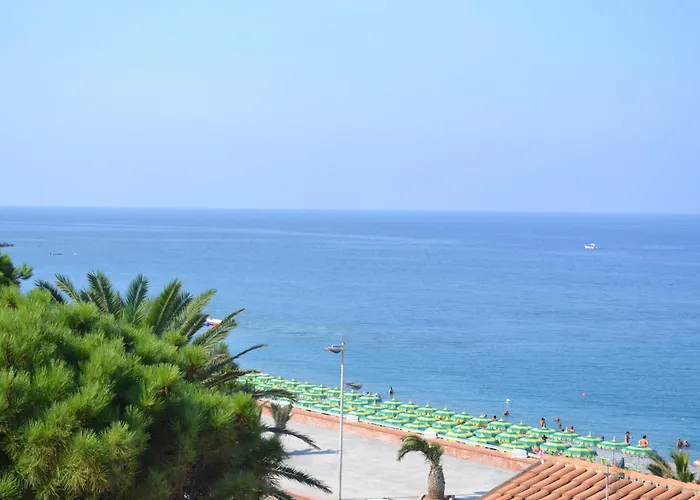Beach Hotel Diamante