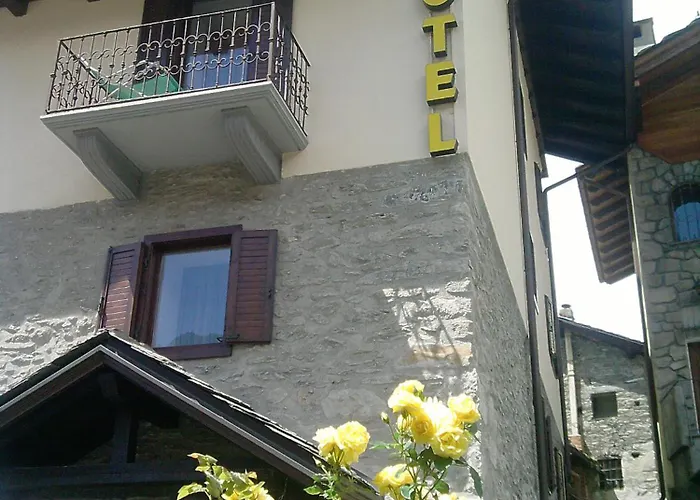 Hotel Ottoz Meuble Courmayeur