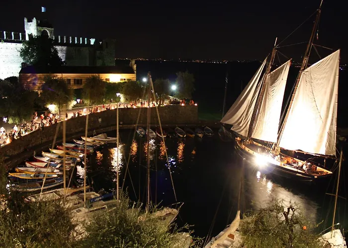 Albergo Gardesana Torri Del Benaco