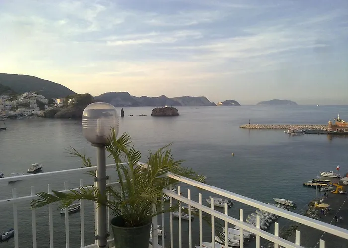 Hotel La Baia Ponza