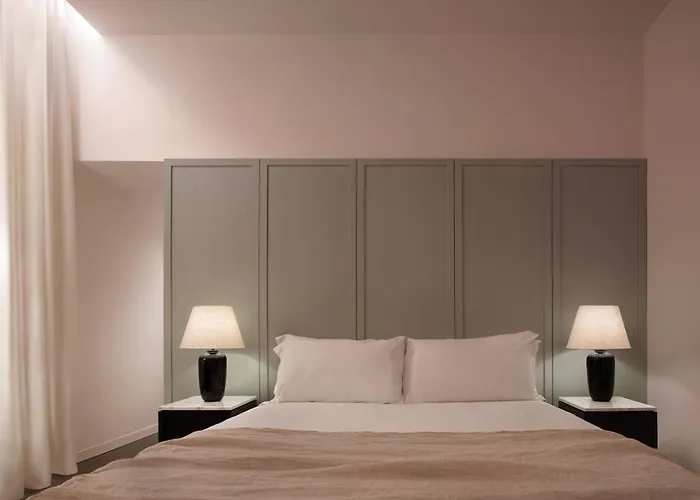 Parisii Bocca Di Leone 88 Bed & Breakfast Rome