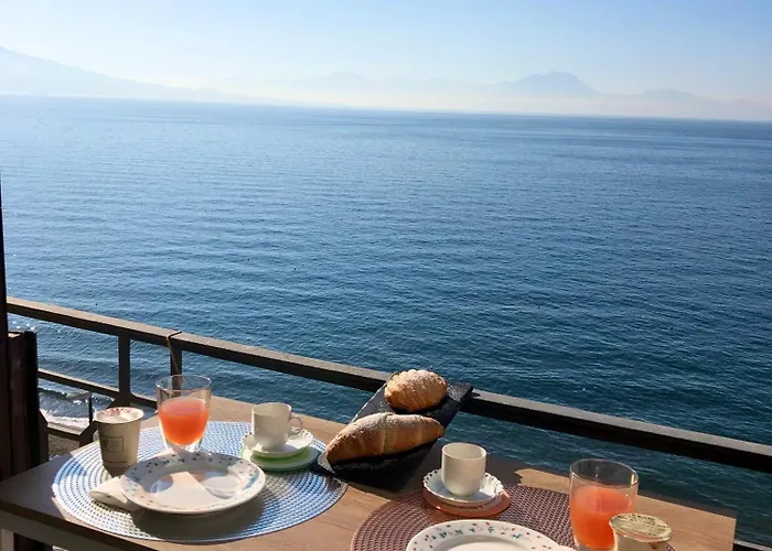 Resorts e hotéis com parques aquáticos de Nápoles