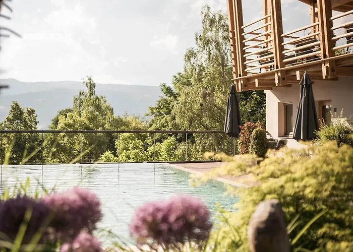 Presulis Hideaway Apartments & Restaurant Völs am Schlern