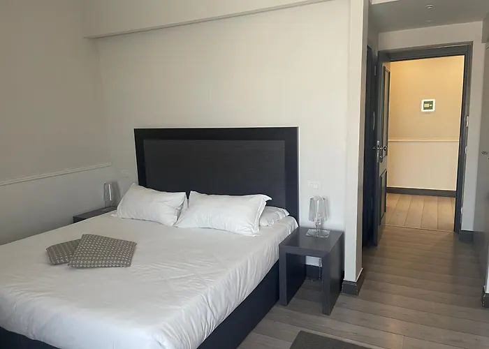 Bed and Breakfast Nazionale 51 Group Rzym