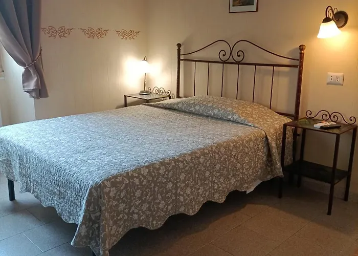 Rossi Hotel Rzym