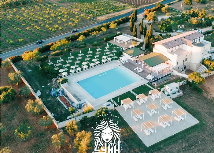 Bed and Breakfast Zyra Garden Club Acquaviva delle Fonti