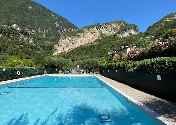 Residence Cascata Varone Riva