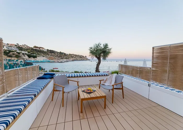 Hotel La Roccia Castro 
