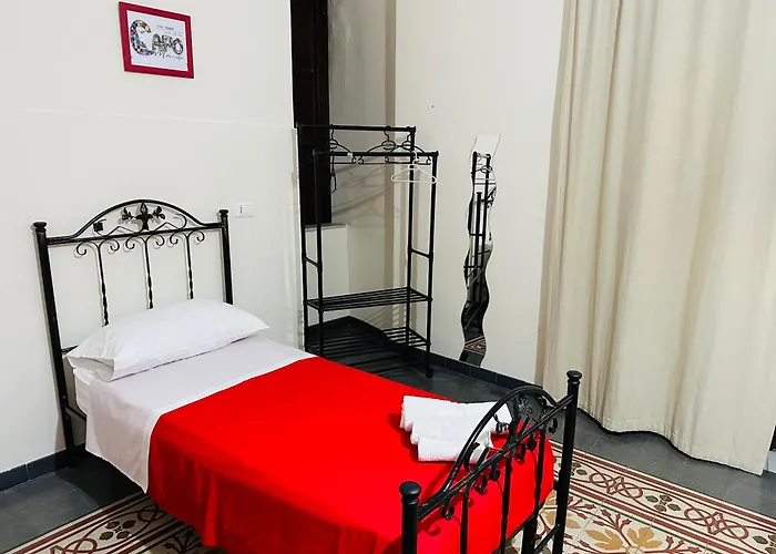 Maya Palace Real Rooms Palermo Centre Close To Cathedral