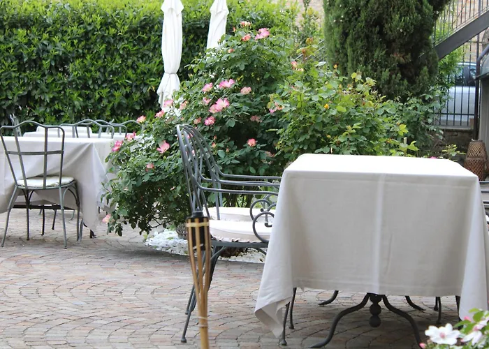 Cora Hotels Leon D'Oro CastellʼArquato
