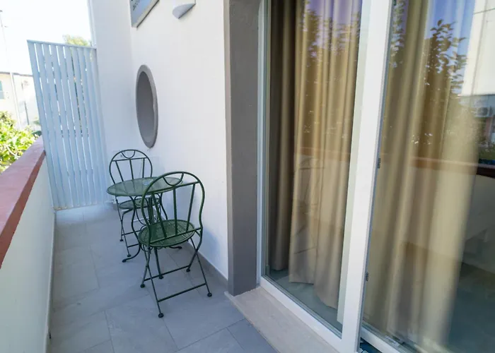 Suite 14 Scalea