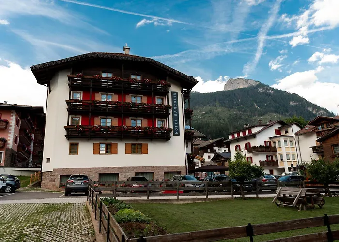 Romantic Charming Hotel Rancolin Moena
