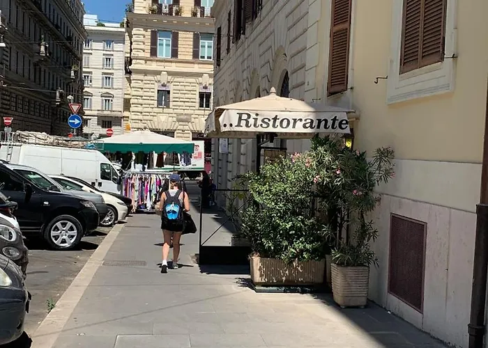 Hotel Relais Conte Di Cavour De Luxe Rzym