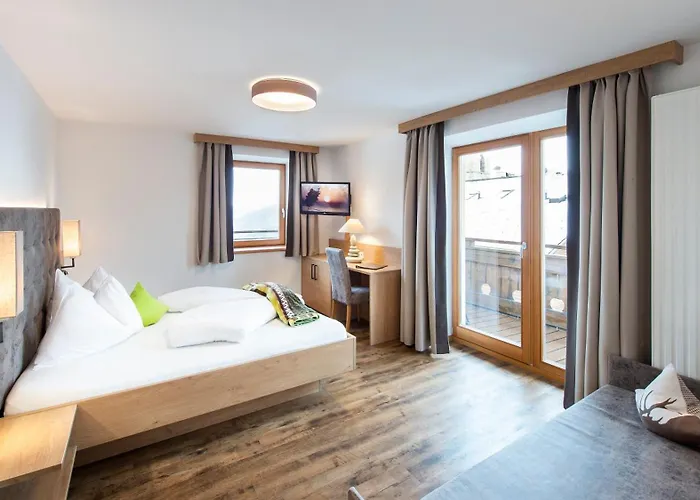 Hotel Alpenfrieden Meransen